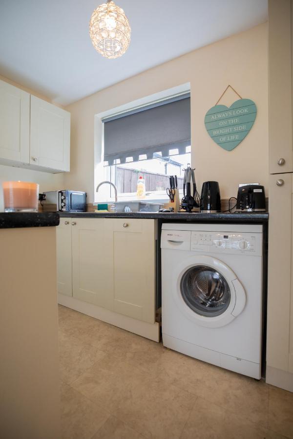 Og Stays Ii- 3Bedroom House Near Nissan & Stadium, Free Parking Сандерлэнд Экстерьер фото